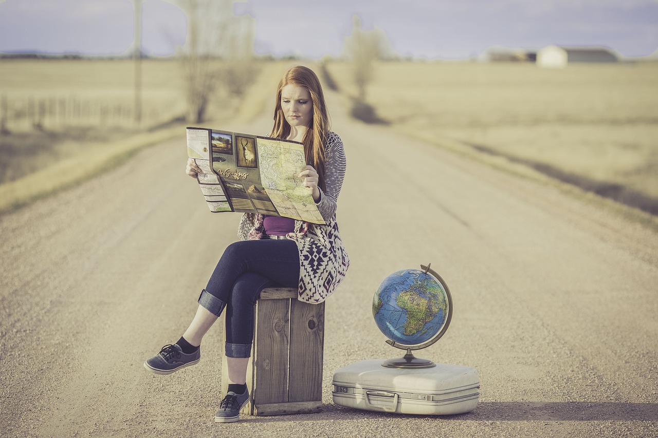 A hodophile looking at a map